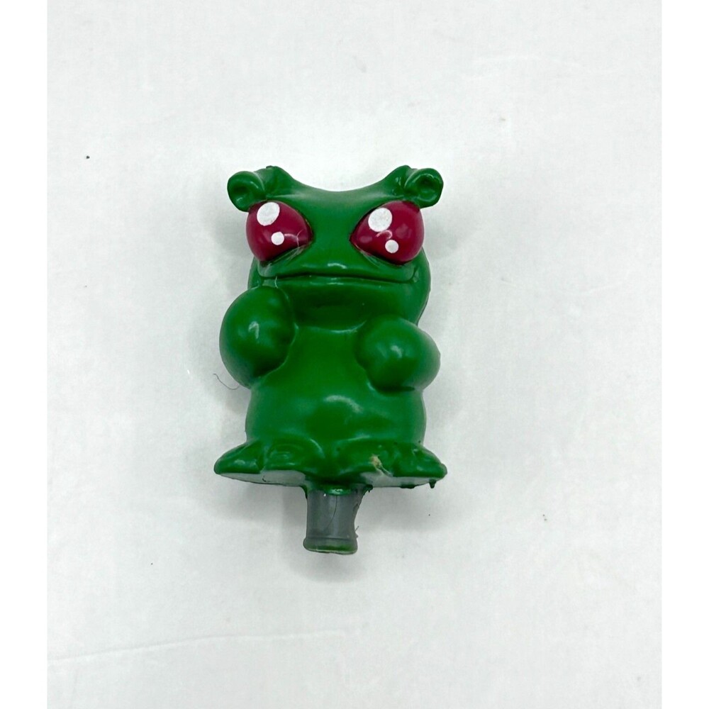 Neopets Pocket Pet GRUNDO Replacement FIGURE ONLY Tiger Electronics 2002